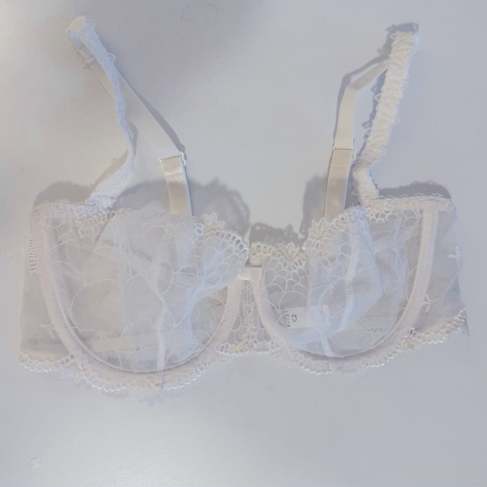 Chantelle 36D bra